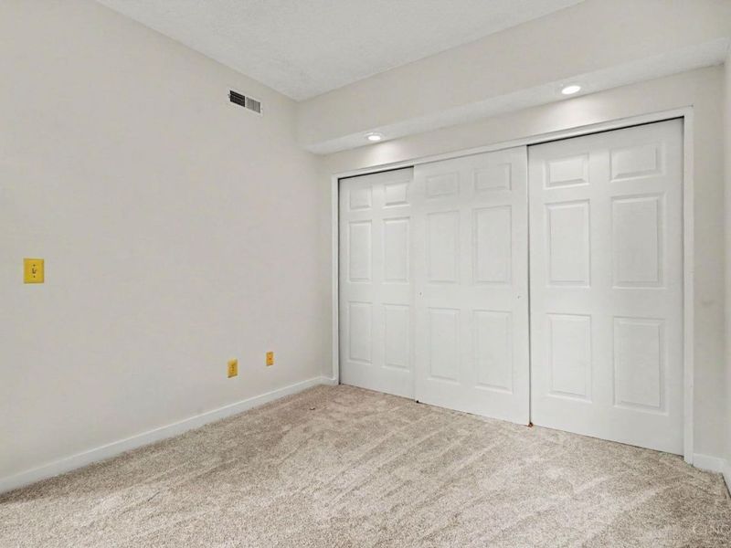 427 Hopkins Street, Unit 5, Cincinnati, OH 45203 Photo 14
