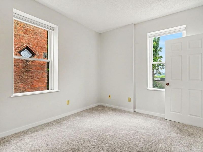427 Hopkins Street, Unit 5, Cincinnati, OH 45203 Photo 16