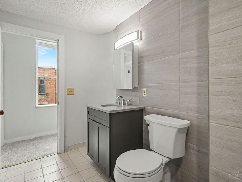427 Hopkins Street, Unit 5, Cincinnati, OH 45203 Photo 18