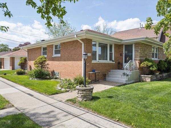 1202 Homestead Road , La Grange Park, IL 60526