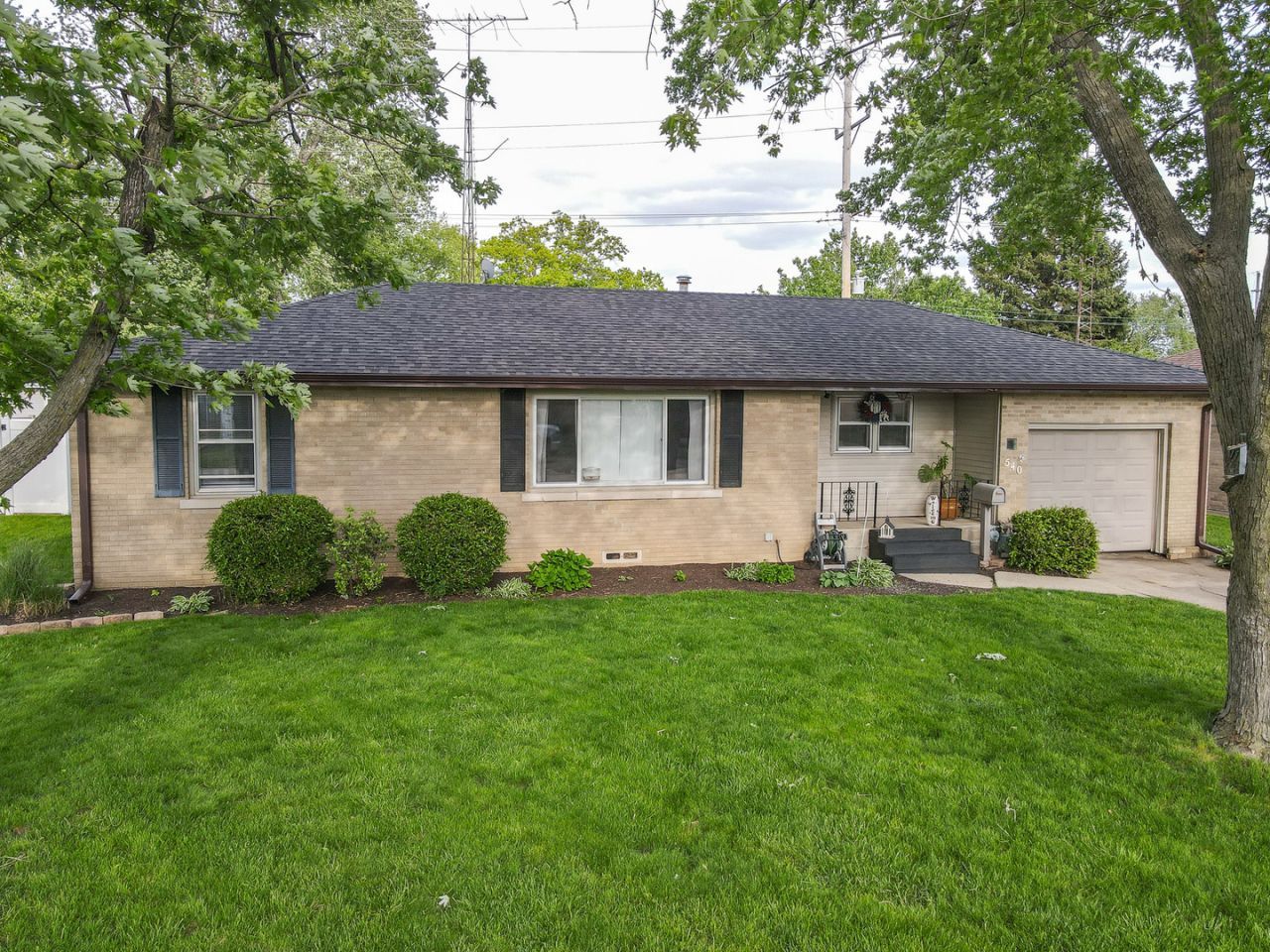 540 Jonette Avenue, Bradley, IL 60915 Main Photo