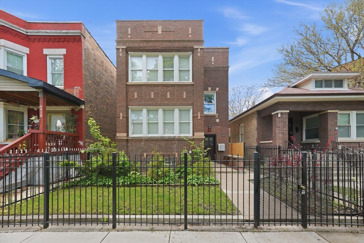 6416 S Campbell Avenue, Chicago, IL 60629 Main Photo