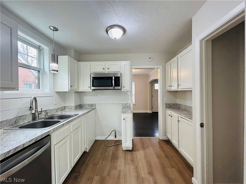 16008 Scottsdale Boulevard, Shaker Heights, OH 44120 Photo 17
