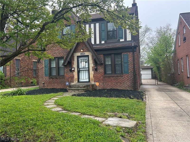 16008 Scottsdale Boulevard, Shaker Heights, OH 44120 Photo 2