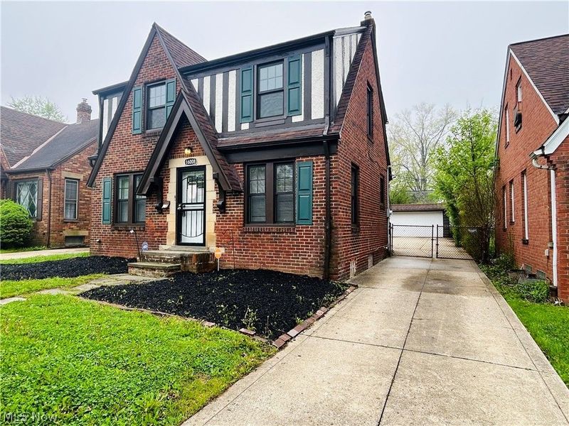16008 Scottsdale Boulevard, Shaker Heights, OH 44120 Photo 3