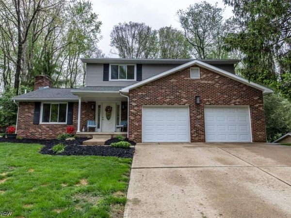 5321 Swepstone Street NW, Canton, OH 44708