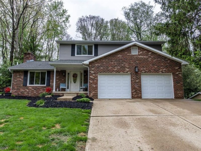 5321 Swepstone Street NW, Canton, OH 44708 Photo 1