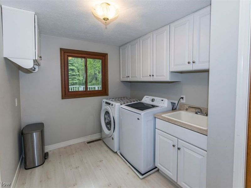 5321 Swepstone Street NW, Canton, OH 44708 Photo 12