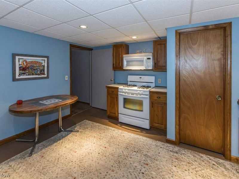 5321 Swepstone Street NW, Canton, OH 44708 Photo 17