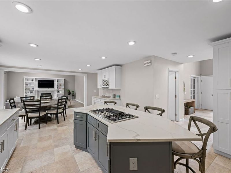 5045 Crofton Avenue, Solon, OH 44139 Photo 13