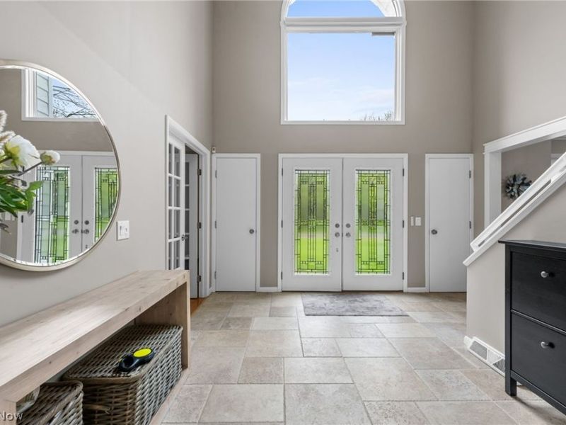 5045 Crofton Avenue, Solon, OH 44139 Photo 4