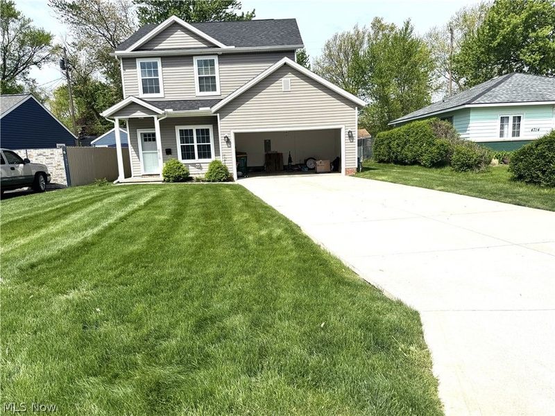 4718 Belle Meadow Road, Mentor on the Lake, OH 44060 Photo 2