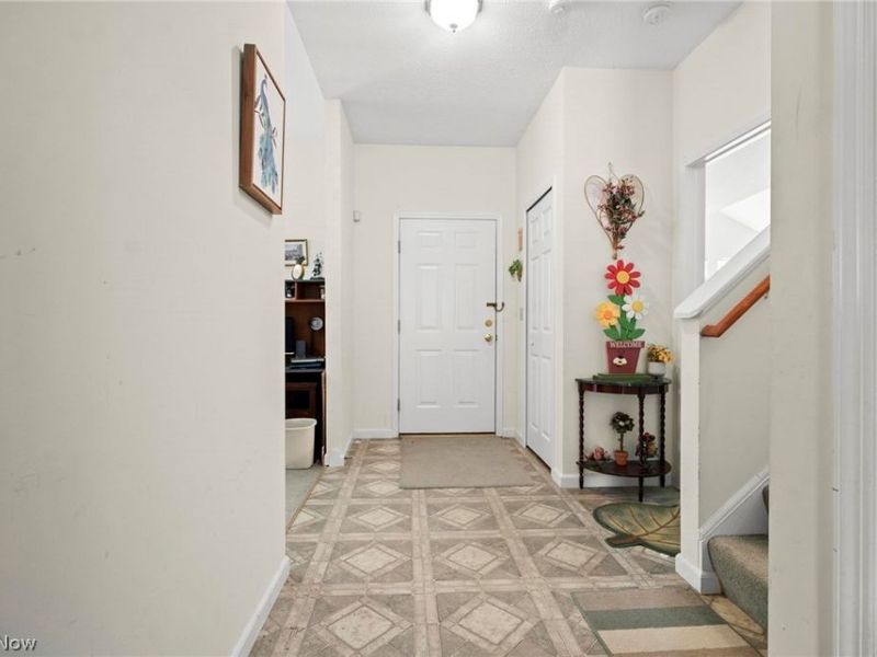 4982 Penny Lane, North Olmsted, OH 44070 Photo 20