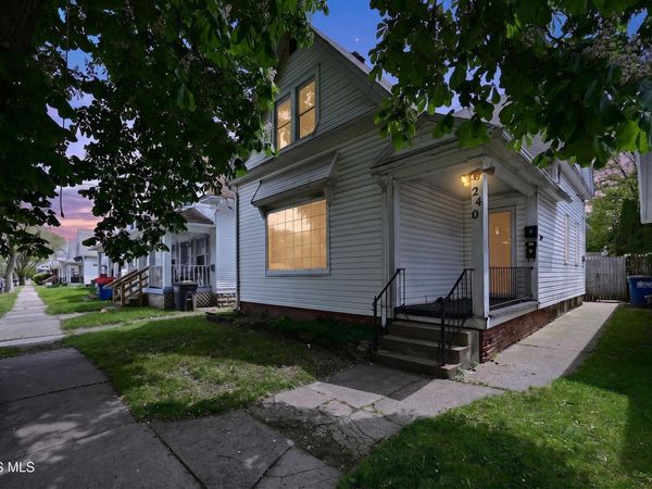 240 Dexter Street, Toledo, OH 43608