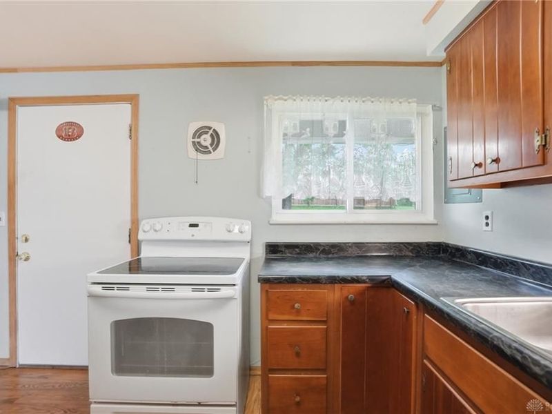 4642 Knobhill Drive, Huber Heights, OH 45424 Photo 15