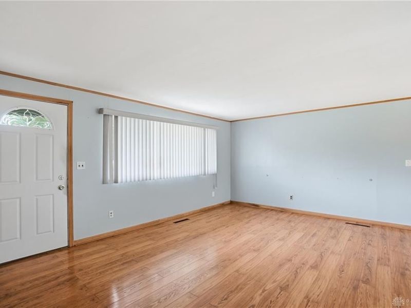 4642 Knobhill Drive, Huber Heights, OH 45424 Photo 6
