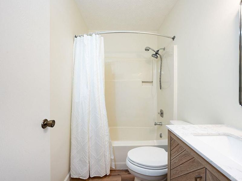 1336 Whispering Woods Drive, Unit C, West Carrollton, OH 45449 Photo 23