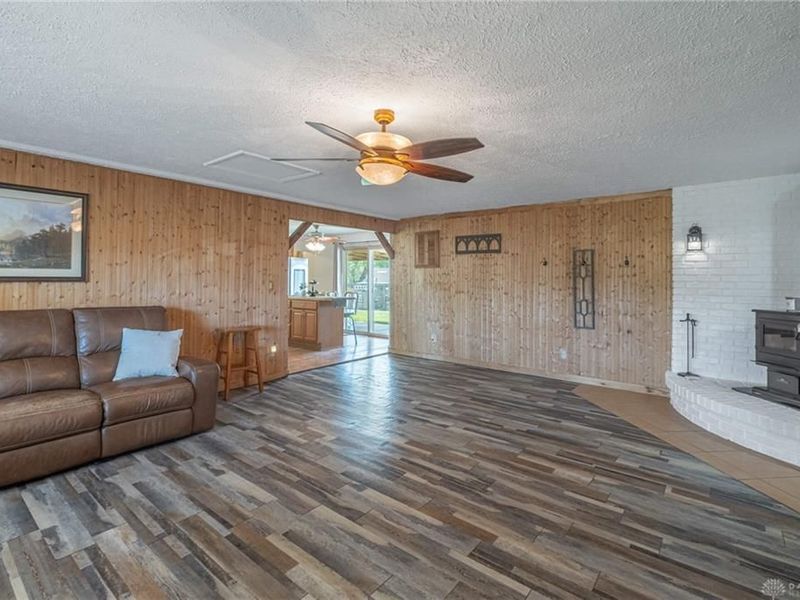 7718 Redbank Lane, Huber Heights, OH 45424 Photo 12