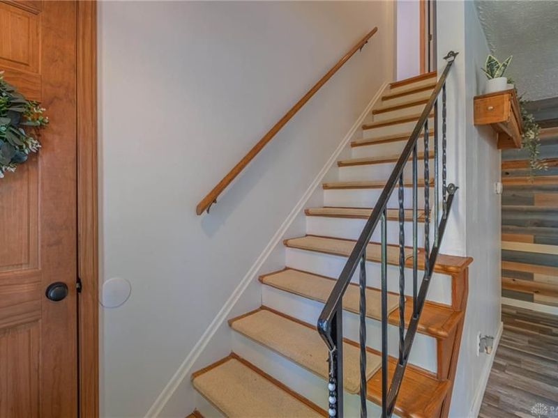 7718 Redbank Lane, Huber Heights, OH 45424 Photo 17