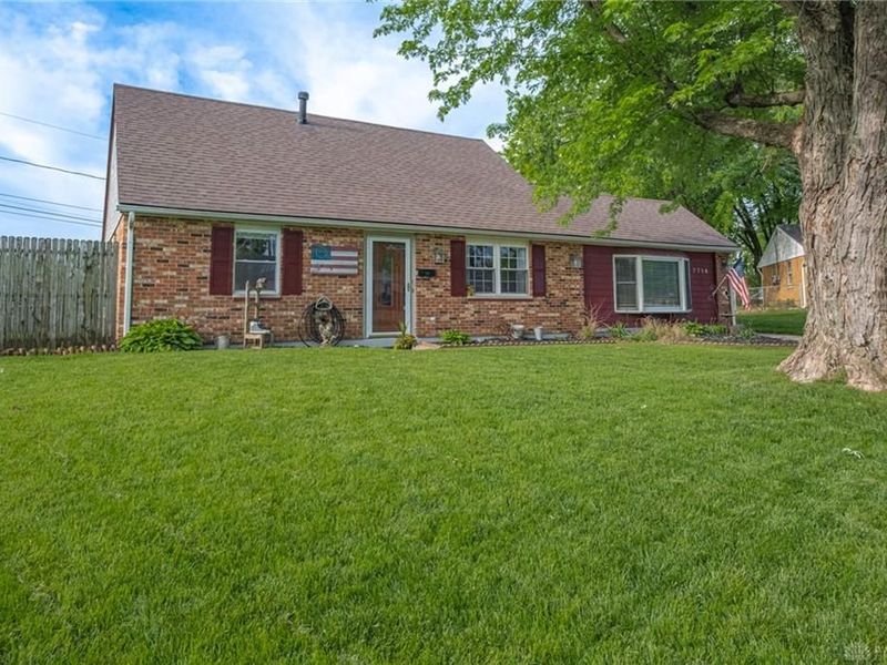 7718 Redbank Lane, Huber Heights, OH 45424 Photo 2