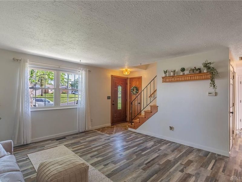 7718 Redbank Lane, Huber Heights, OH 45424 Photo 4