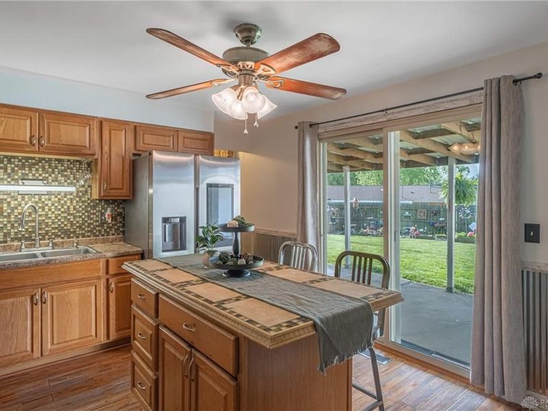 7718 Redbank Lane, Huber Heights, OH 45424 Photo 8