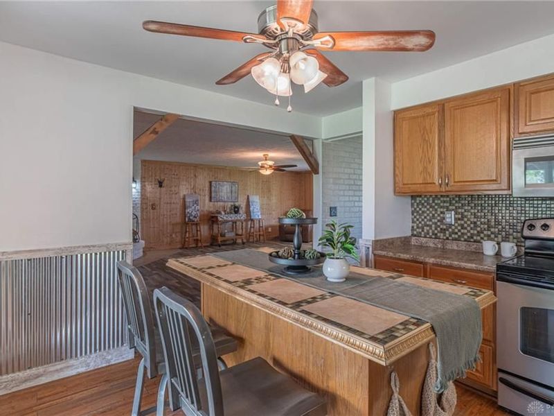 7718 Redbank Lane, Huber Heights, OH 45424 Photo 9