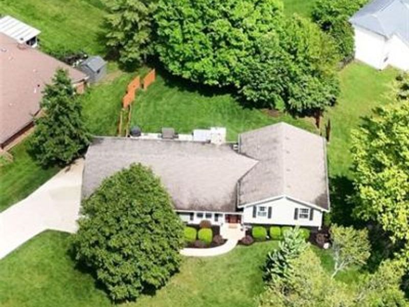 8916 Paragon Road, Centerville, OH 45458 Photo 3