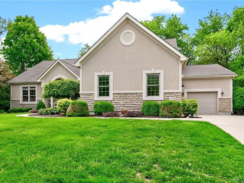 2298 Crestridge Drive, Butler Township, OH 45414 Photo 5