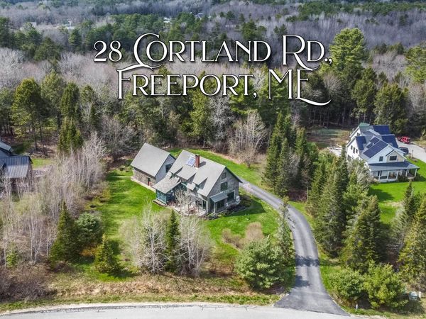 28 Cortland Road, Freeport, ME 04032
