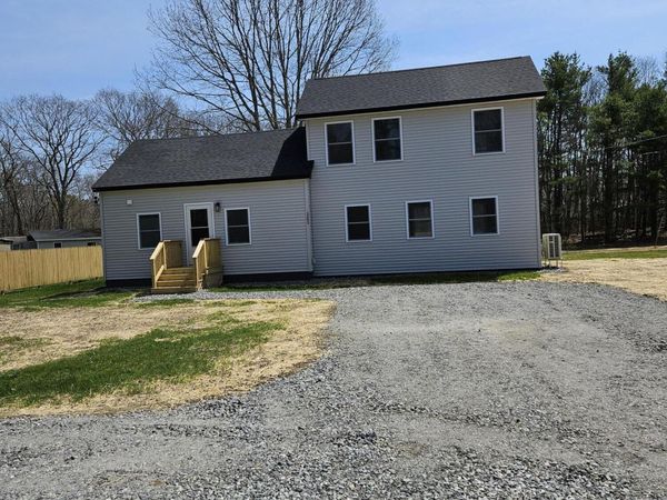 303 Maquoit Road , Brunswick, ME 04011