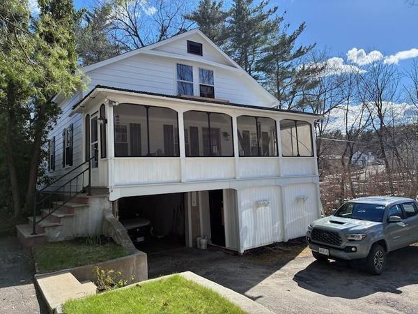 15 Briggs Avenue , Paris, ME 04281
