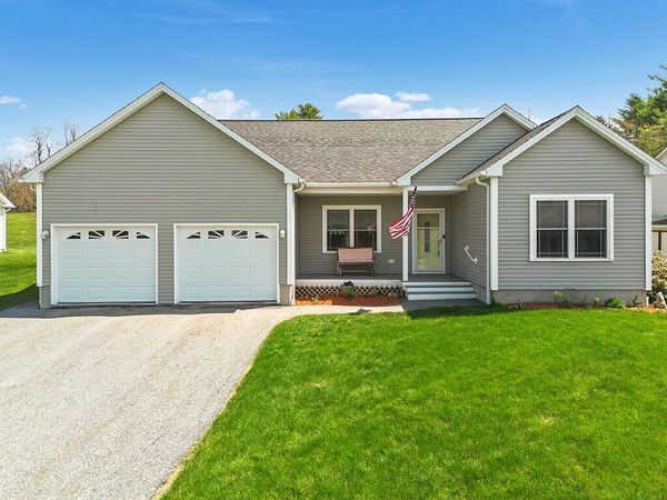 19 Fieldstone Drive , Augusta, ME 04330