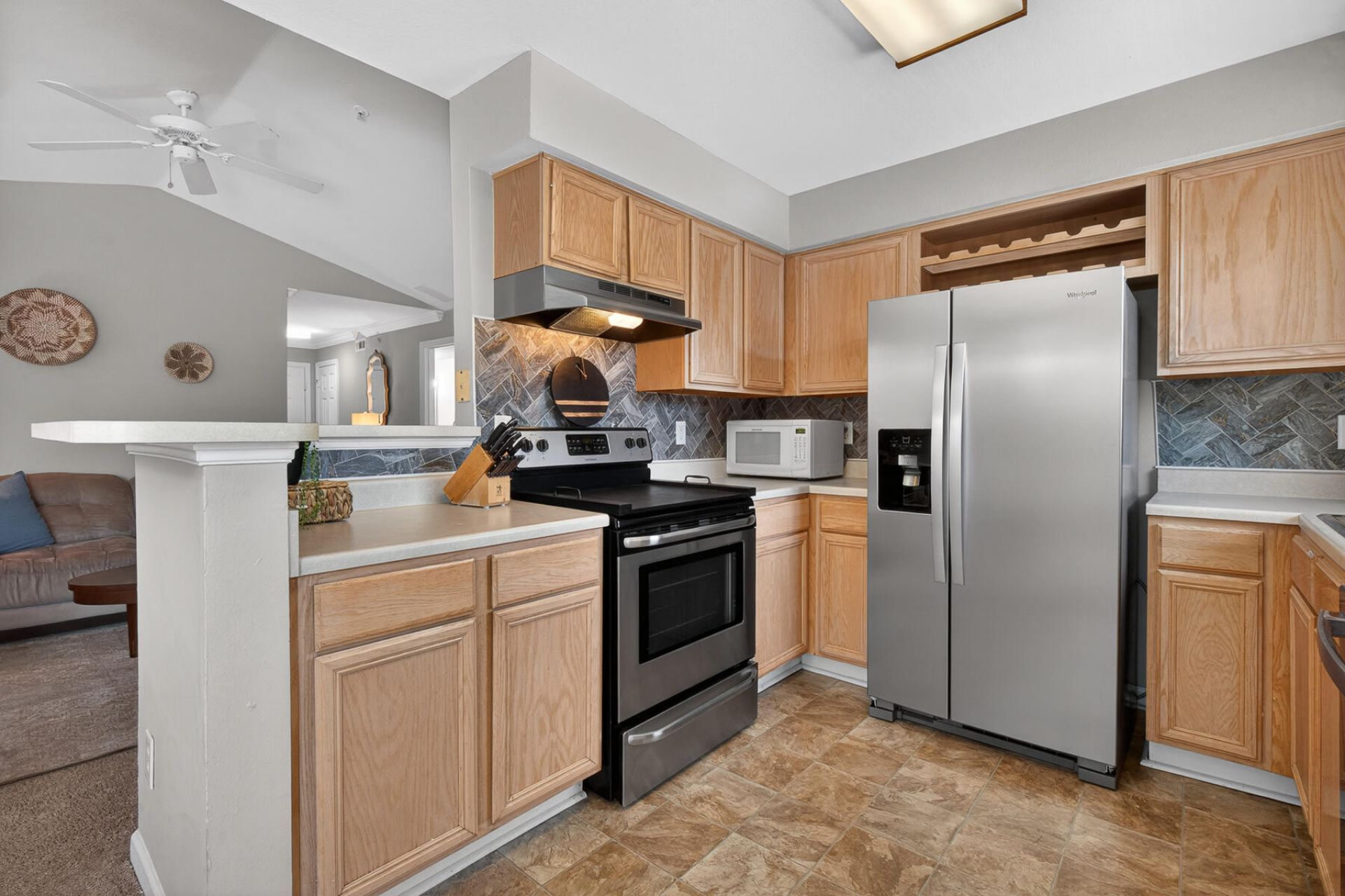 700 Daniel Ellis Drive Photo 11