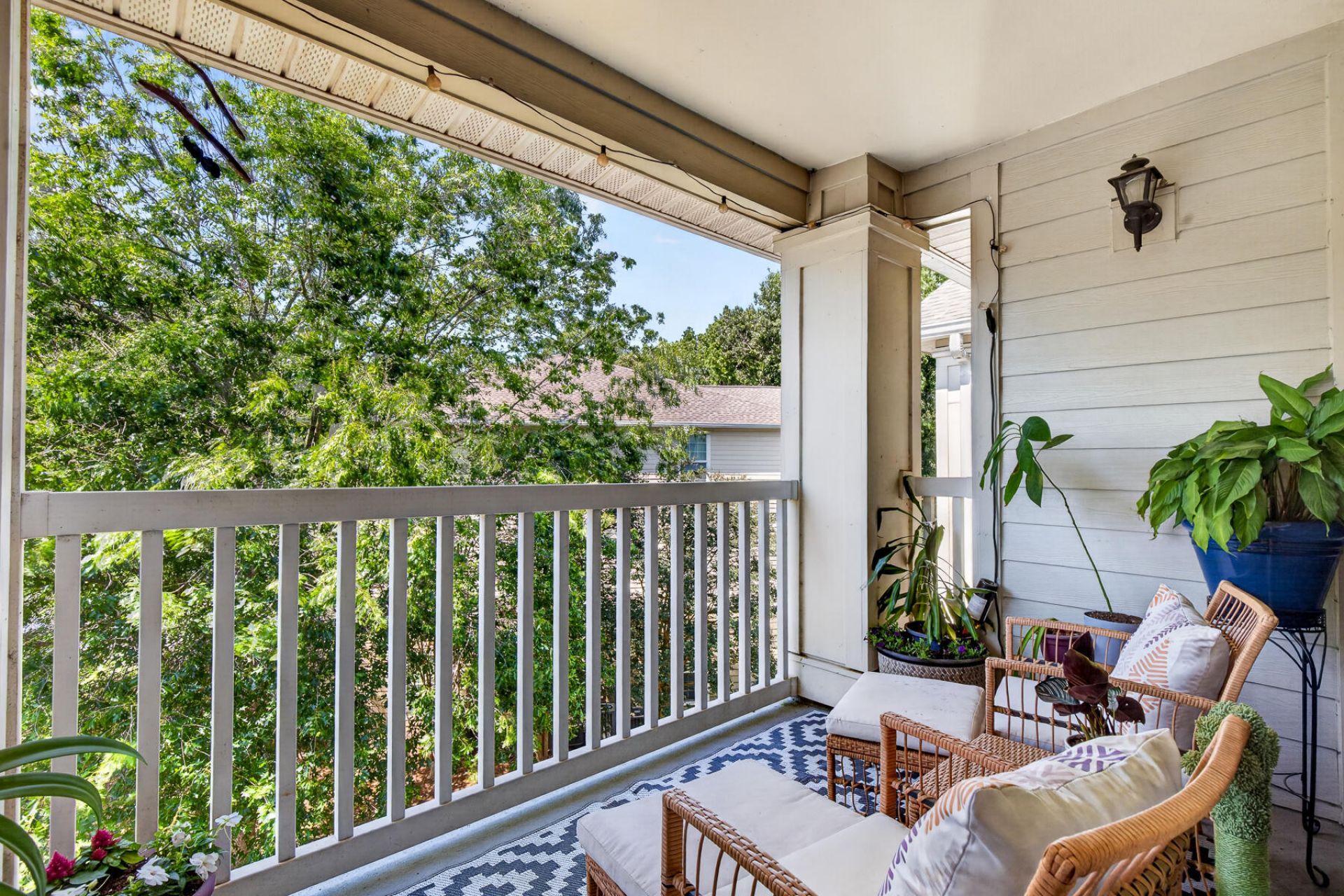 700 Daniel Ellis Drive Photo 16