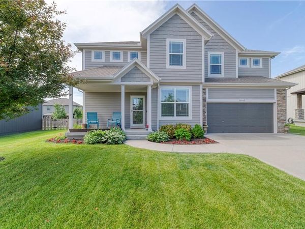 19005 W 166th Street, Olathe, KS 66062