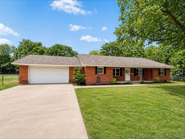 13018 S 79th East Avenue , Bixby, OK 74008