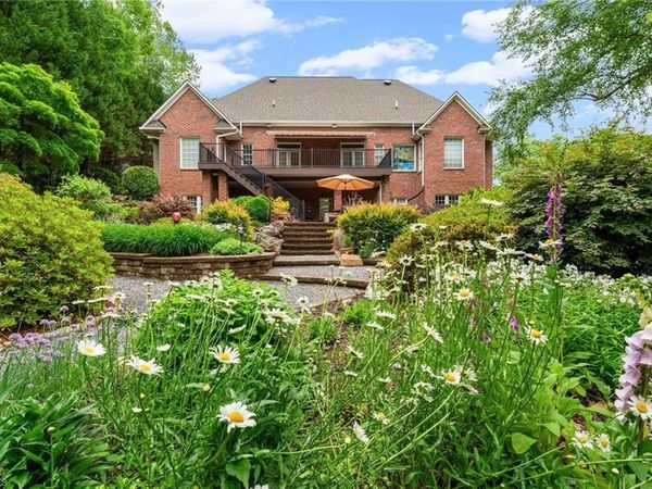 247 James Way , Advance, NC 27006
