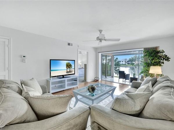 774 Wiggins Lake DR, Unit 101, NAPLES, FL 34110