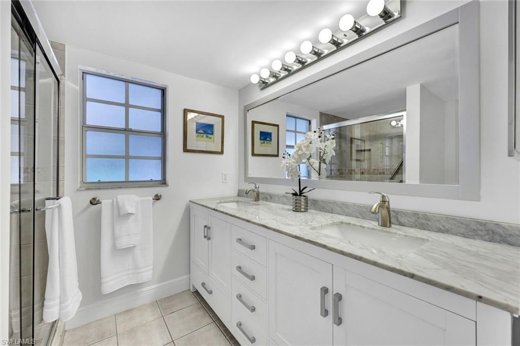 774 Wiggins Lake Dr, Unit 101, Naples, FL 34110 Photo