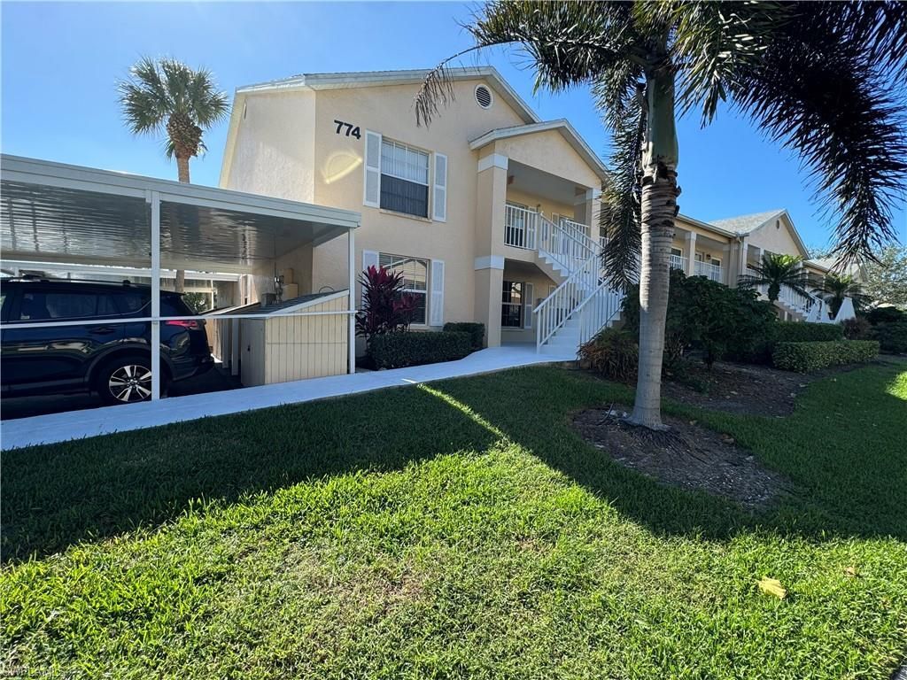 774 Wiggins Lake Dr, Unit 101, Naples, FL 34110 Photo