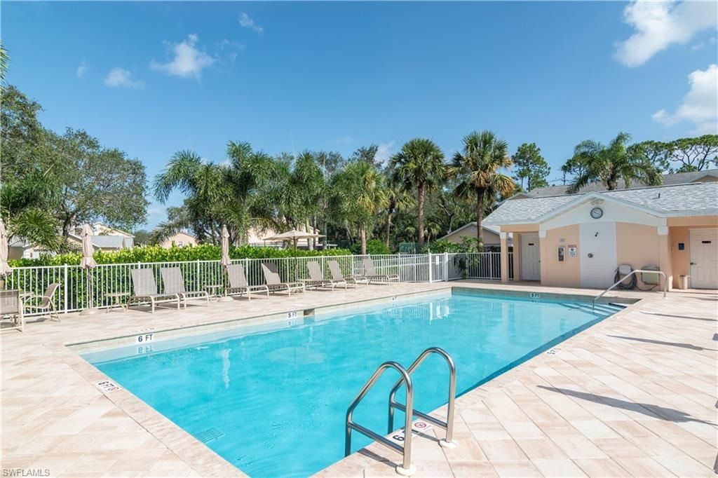 774 Wiggins Lake Dr, Unit 101, Naples, FL 34110 Photo