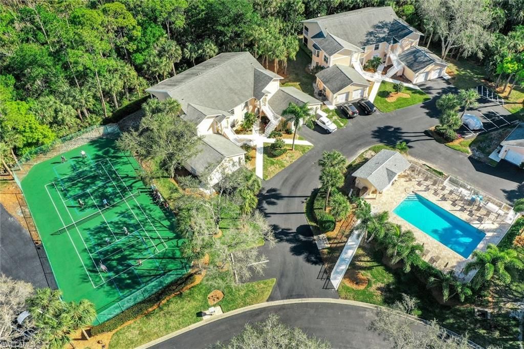 774 Wiggins Lake Dr, Unit 101, Naples, FL 34110 Photo