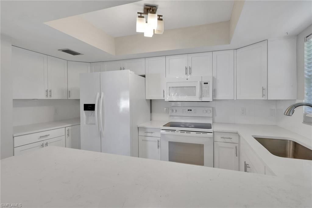 265 Lanchester Ct , Unit 39, Naples, FL 34112 Photo