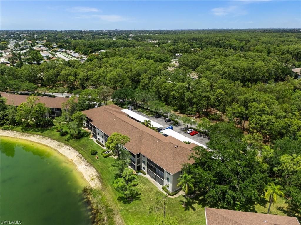 5784 Deauville Cir, Unit B103, Naples, FL 34112 Photo