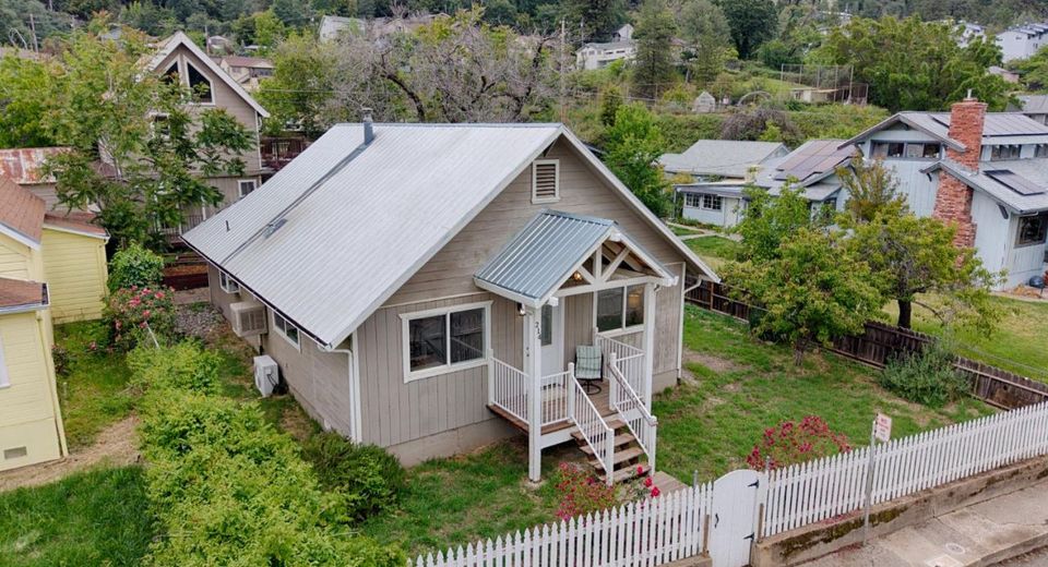 214 N Main St, Colfax, CA 95713 Photo