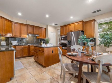 2564 W Summerland Way, Roseville, CA 95747 Photo