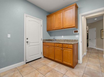 2564 W Summerland Way, Roseville, CA 95747 Photo