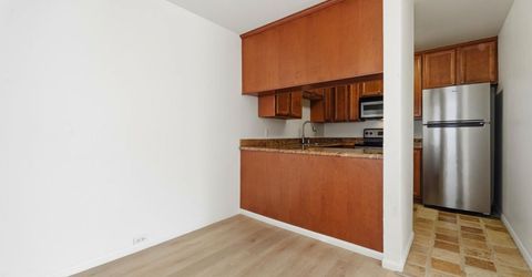523 Woodside Oaks #2, Unit 2, Sacramento, CA 95825 Photo