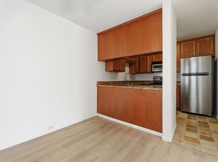 523 Woodside Oaks #2, Unit 2, Sacramento, CA 95825 Photo